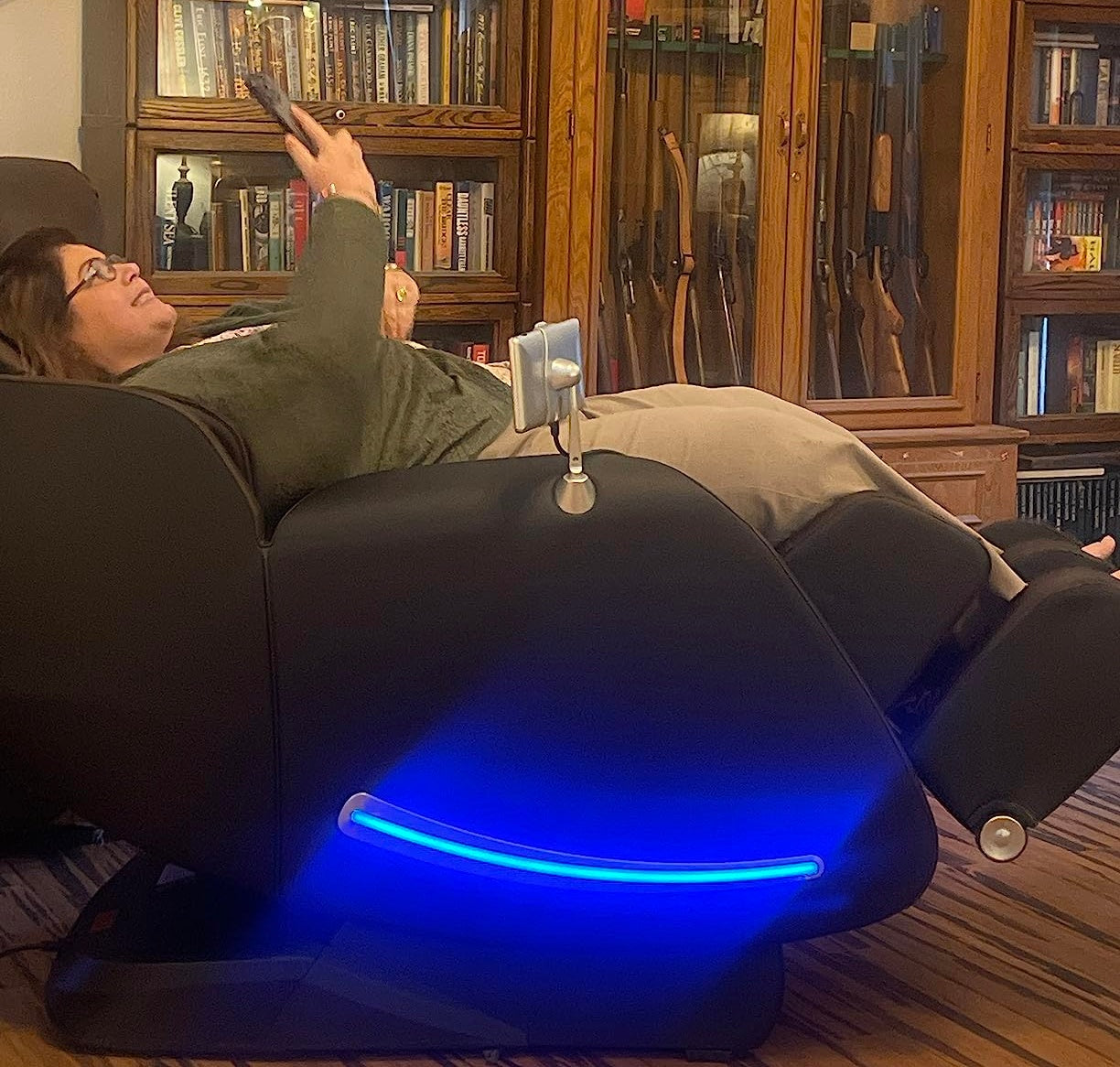 Why Canadians Choose Zero Gravity Massage Chairs for Back Pain Relief